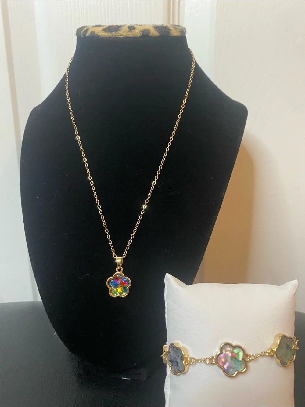 Gold-Tone Flower Pendant Necklace and Bracelet Set in Multicolor